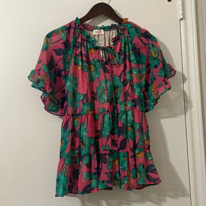 NWT Hailey & Co. Floral Ruffle Top Size M